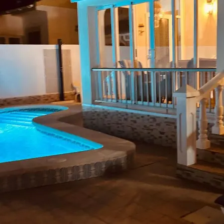 Limon Playa Flamenca فيلة